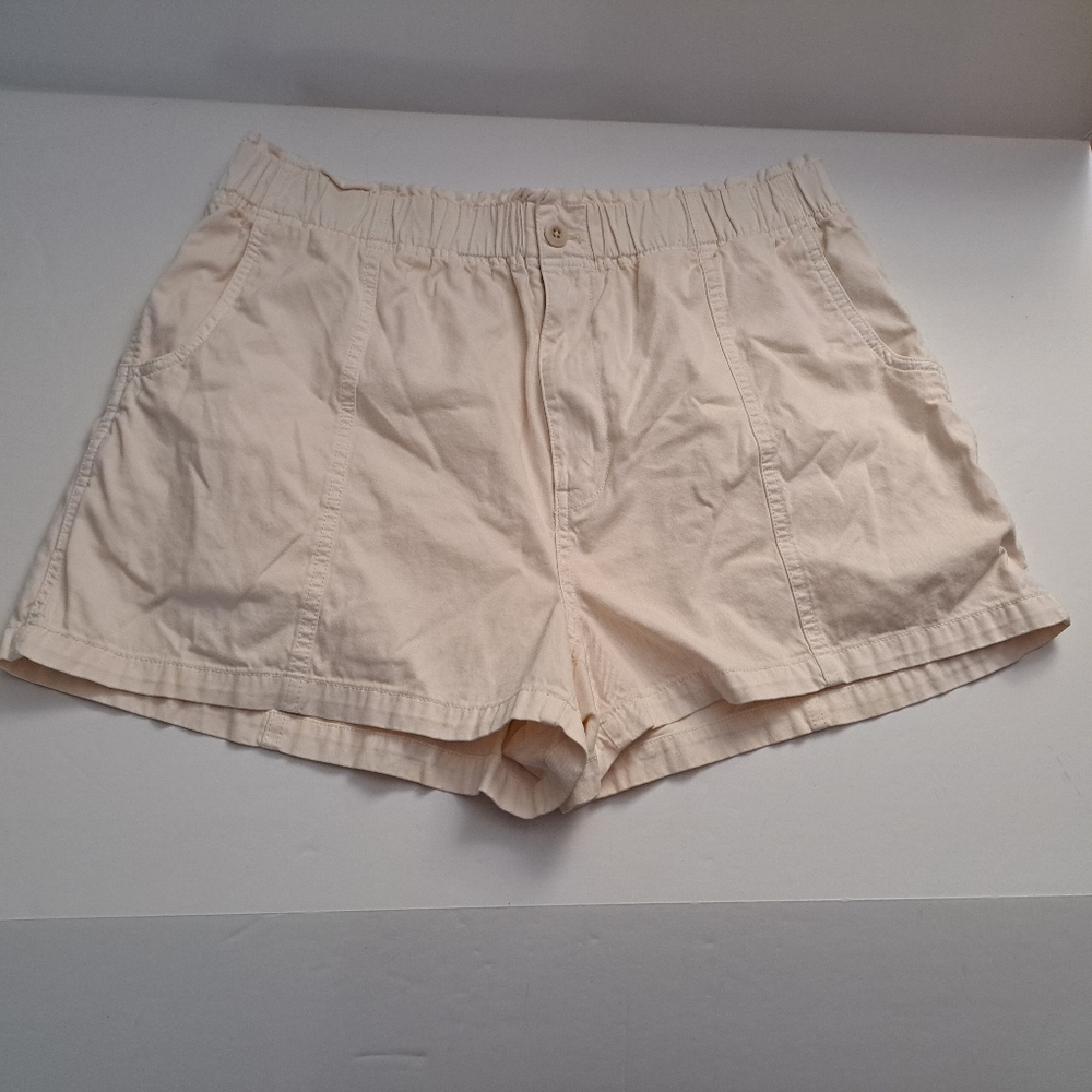 Madewell Cream Shorts